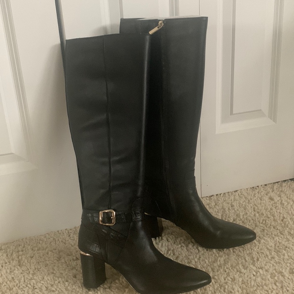 Black leather heeled boots